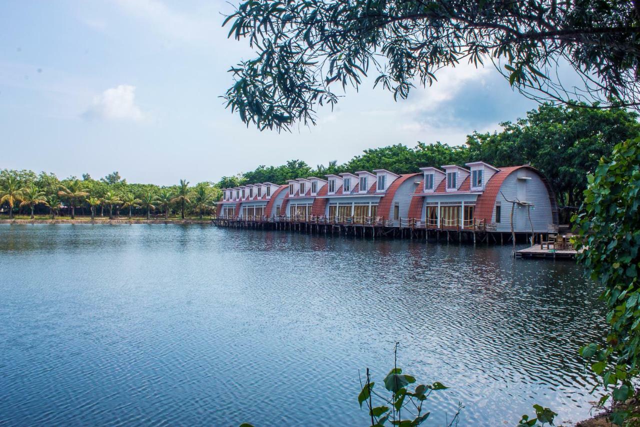 Reddoorz Near Pantai Coastarina 2*